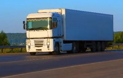 İzmir ile Altıntaş Arası Öğrenci Eşyası Taşıma